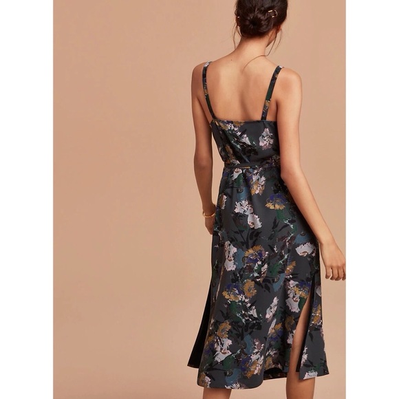 WILFRED | XXS ASTERE FLORAL WRAP DRESS ARITZIA - Picture 3 of 8